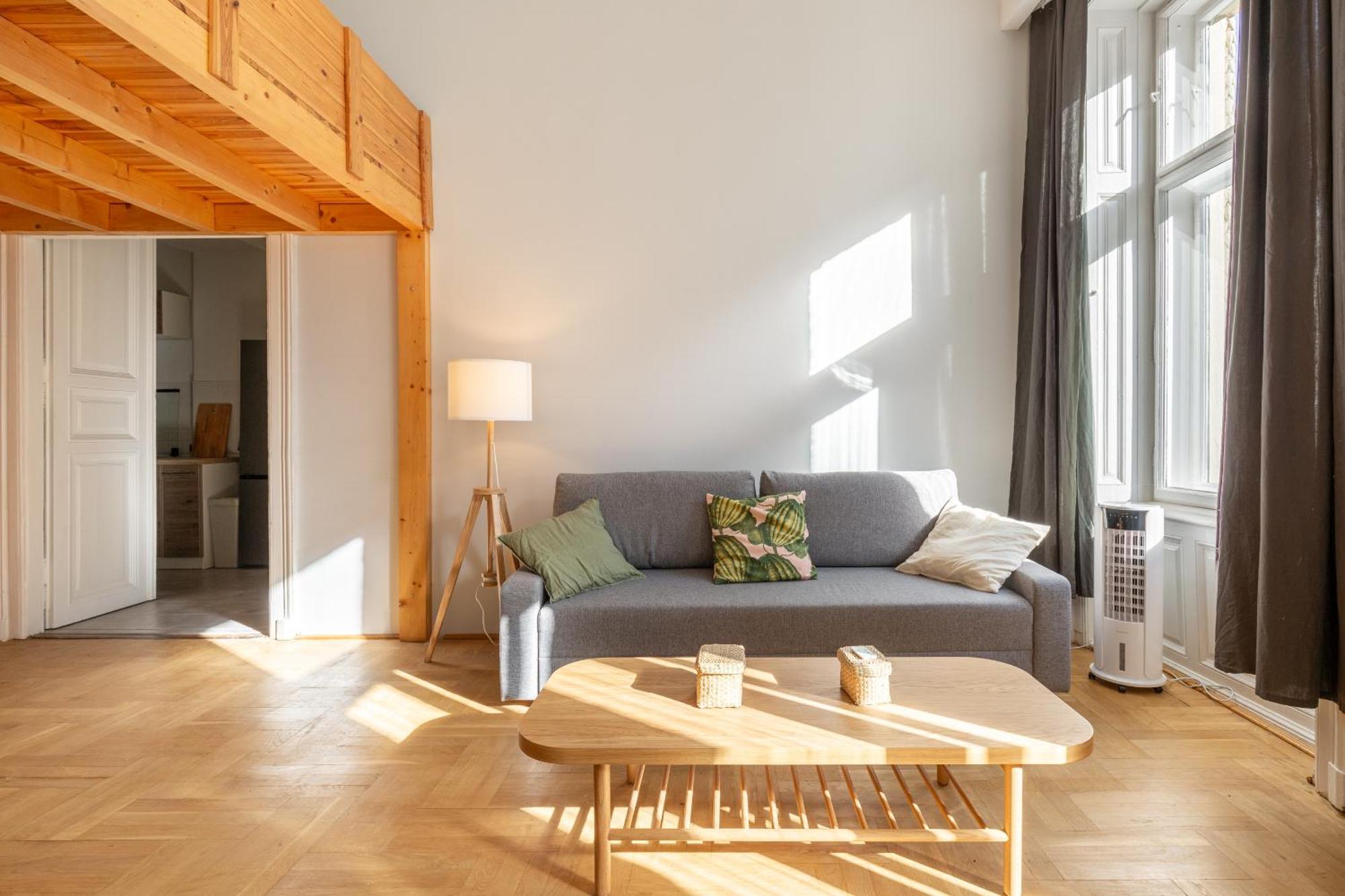 V26 Freedom Lodge Apartment Budapest Eksteriør billede
